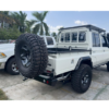 REAR BAR TOYOTA LAND CRUISER 79 SERIES WITH SINGLE WHEEL CARRIER AND DUAL JERRY CAN HOLDER - BW80-4143 - Imagen 2